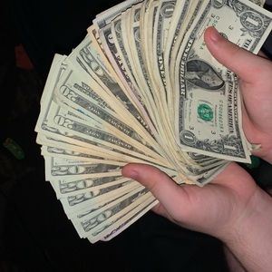 Meet your Posher, Leroy